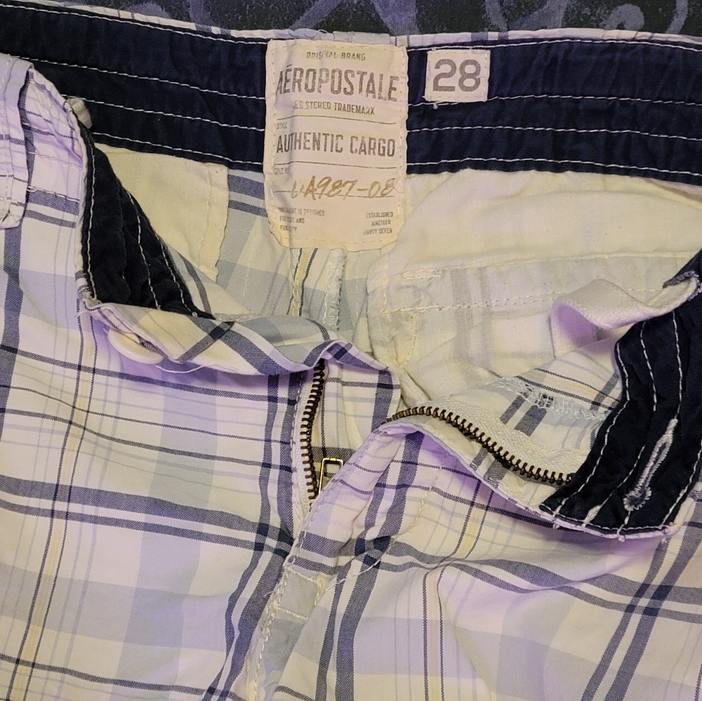 Mens Cargo Shorts - Picture 3 of 3